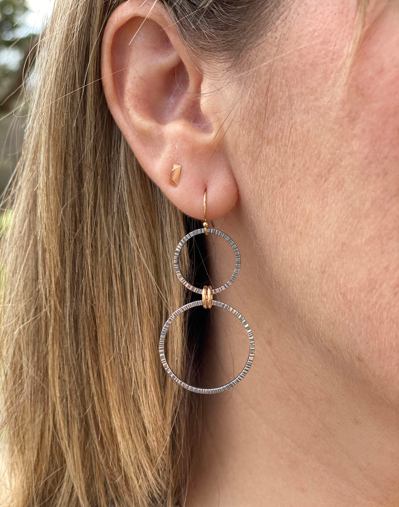 Large Lined Harmony Hoops Earrings (E1768) - DanaReedDesigns