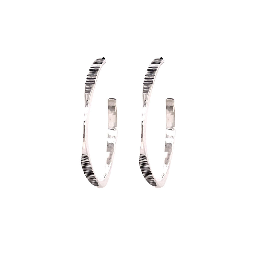 Small Forward Facing Mobius Earrings (RE1715)